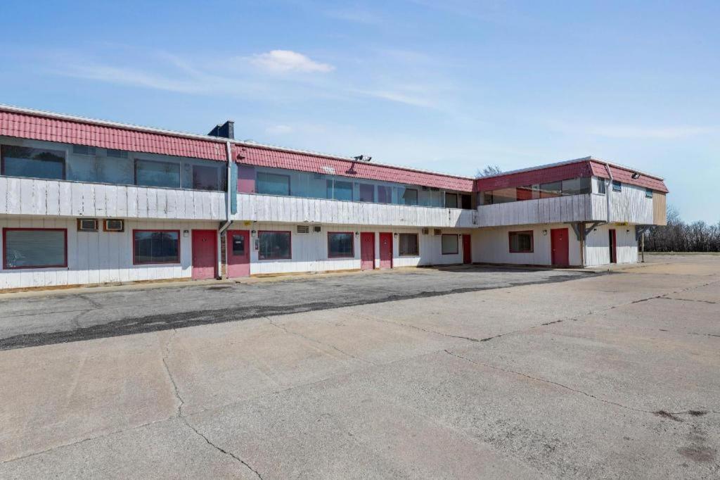 Hotel O Oskaloosa - Hwy 63/92 Εξωτερικό φωτογραφία