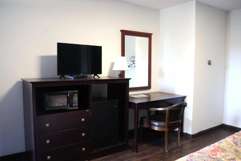 Hotel O Oskaloosa - Hwy 63/92 Εξωτερικό φωτογραφία